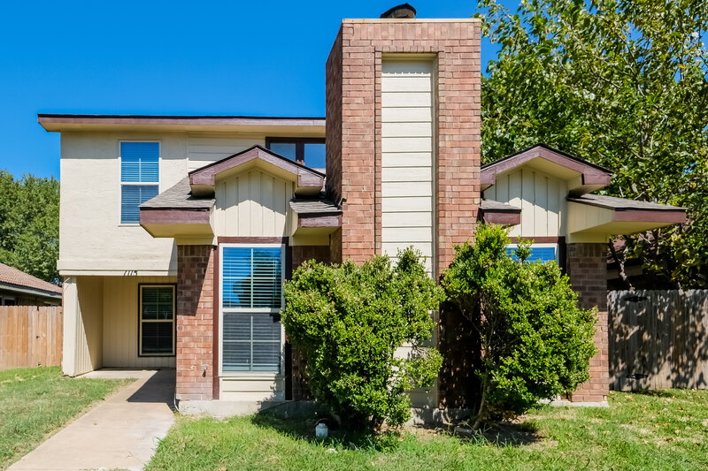 1,975/Mo, 1115 Hemlock Ct Desoto, TX 75115 External View