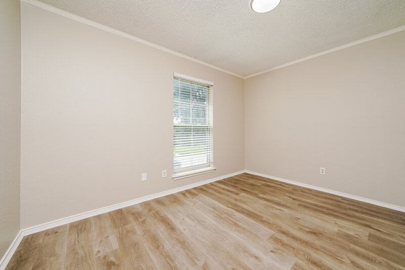 1,975/Mo, 1115 Hemlock Ct Desoto, TX 75115 Bedroom View 2