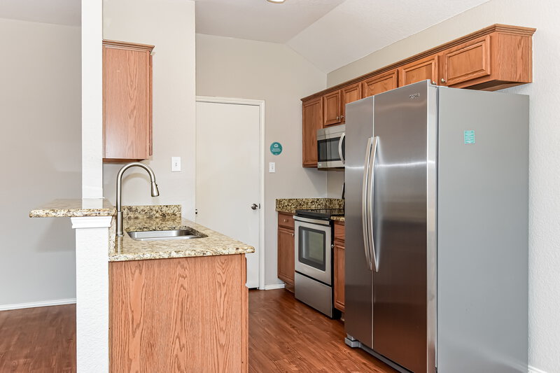 1,980/Mo, 1520 Audrey Dr Royse City, TX 75189 Kitchen View