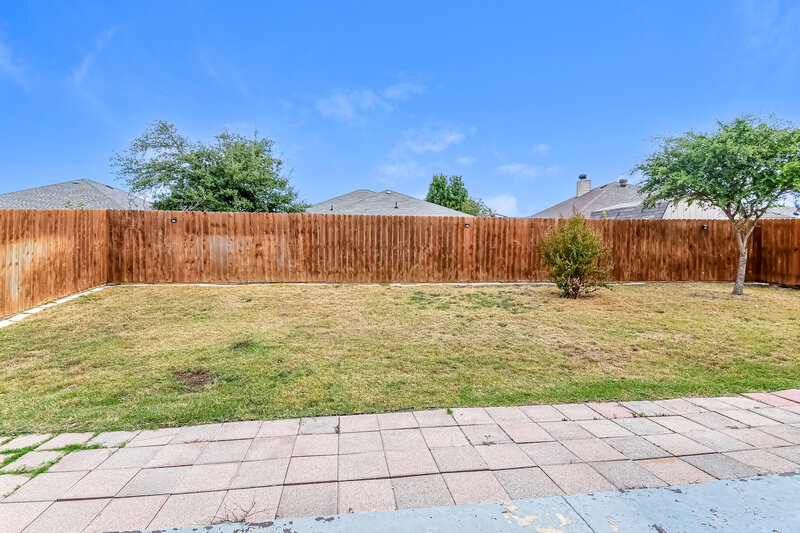 1,980/Mo, 1520 Audrey Dr Royse City, TX 75189 Rear View