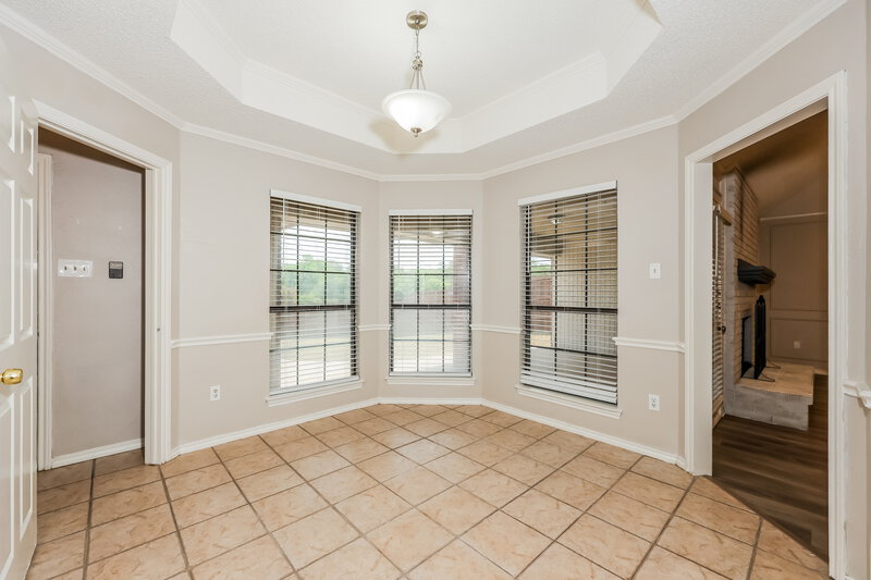 2,340/Mo, 1200 Lake Grove Ln Desoto, TX 75115 Breakfast Nook View