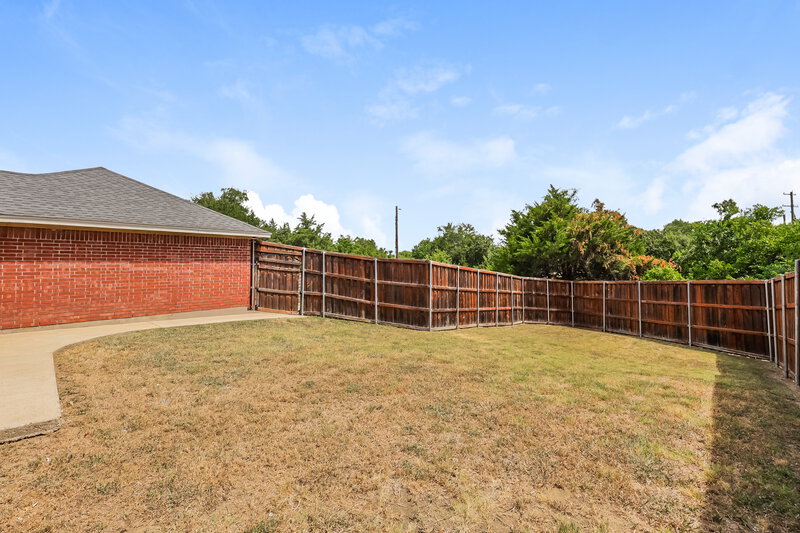 2,340/Mo, 1200 Lake Grove Ln Desoto, TX 75115 Rear View