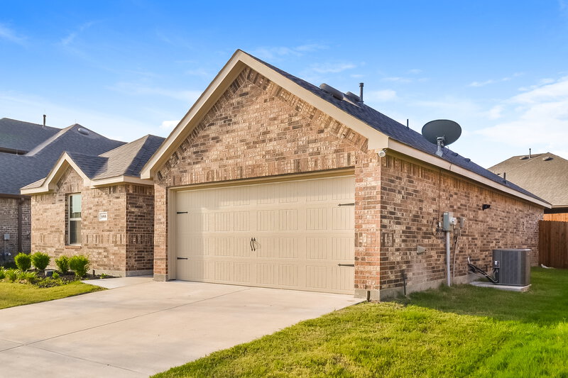 2,065/Mo, 403 Gallop Dr Princeton, TX 75407 Front View