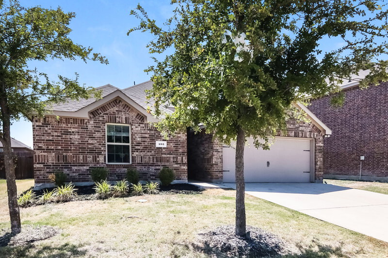 2,075/Mo, 403 Gallop Dr Princeton, TX 75407 Front View