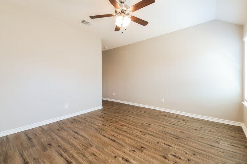 2,075/Mo, 403 Gallop Dr Princeton, TX 75407 Main Bedroom View 2