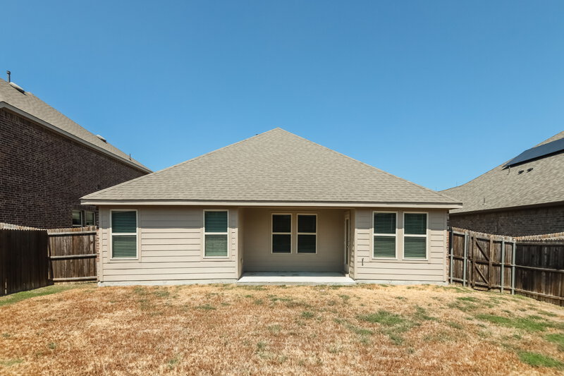 2,075/Mo, 403 Gallop Dr Princeton, TX 75407 Rear View