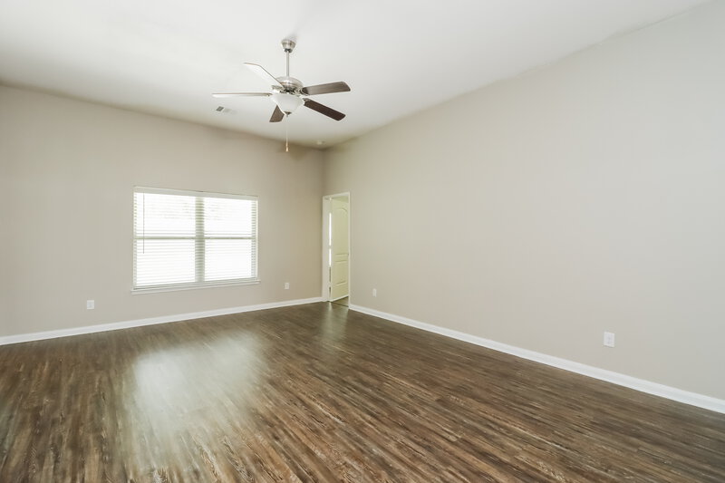 2,040/Mo, 1533 Conley Ln Crowley, TX 76036 Living Room View