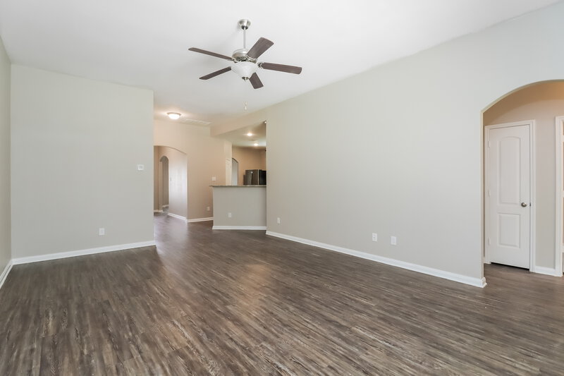 2,040/Mo, 1533 Conley Ln Crowley, TX 76036 Living Room View 2