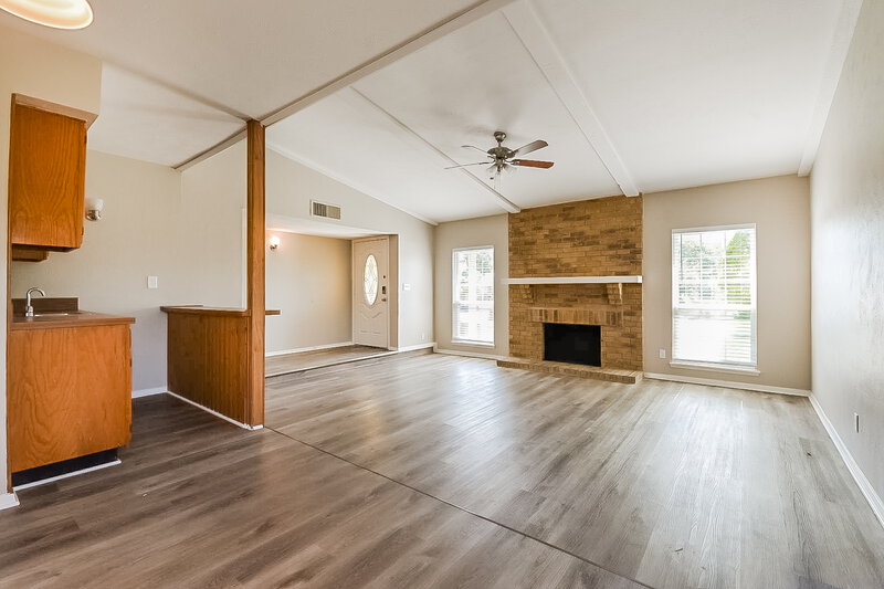 2,165/Mo, 9201 Pollard St Rowlett, TX 75088 Living Room View 2