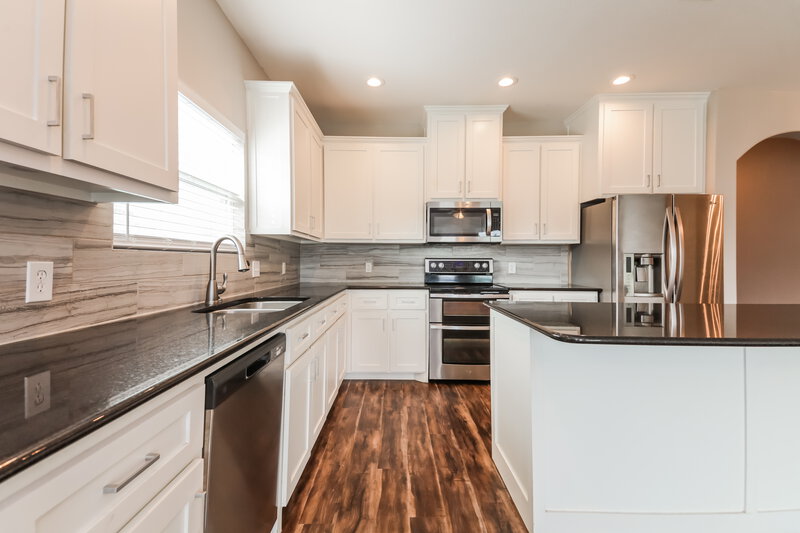 2,385/Mo, 309 E Huffman St Krum, TX 76249 Kitchen View