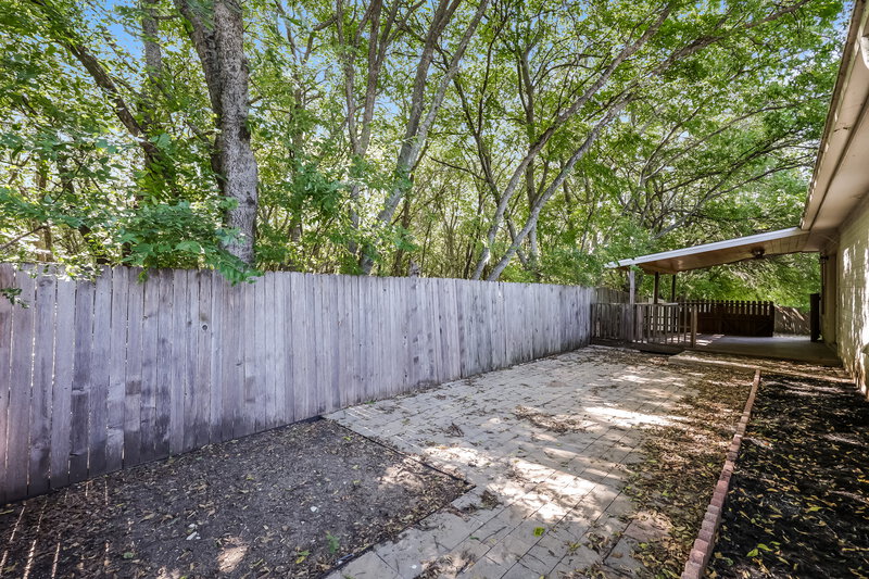 2,175/Mo, 5807 Diamond Oaks Ct Arlington, TX 76018 Rear View 2