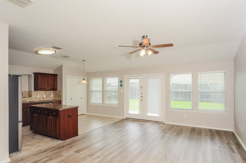 2,360/Mo, 1409 Samantha Creek Dr Little Elm, TX 75068 Living Room View