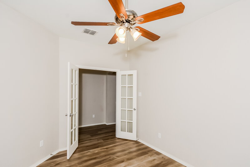 2,360/Mo, 1409 Samantha Creek Dr Little Elm, TX 75068 Bedroom View