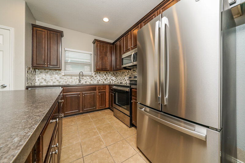 2,320/Mo, 1200 Sweetgum Dr Royse City, TX 75189 Kitchen View 3