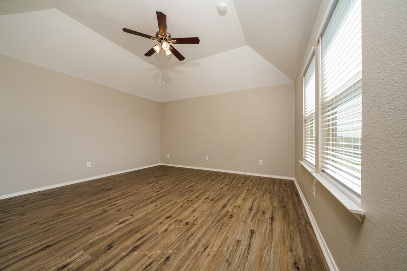 2,320/Mo, 1200 Sweetgum Dr Royse City, TX 75189 Main Bedroom View