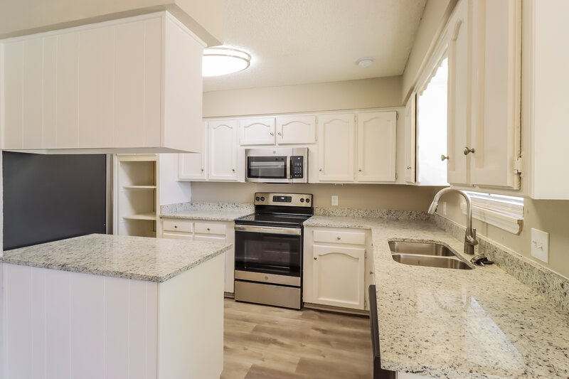 2,395/Mo, 8209 Saint Patrick St North Richland Hills, TX 76180 Kitchen View