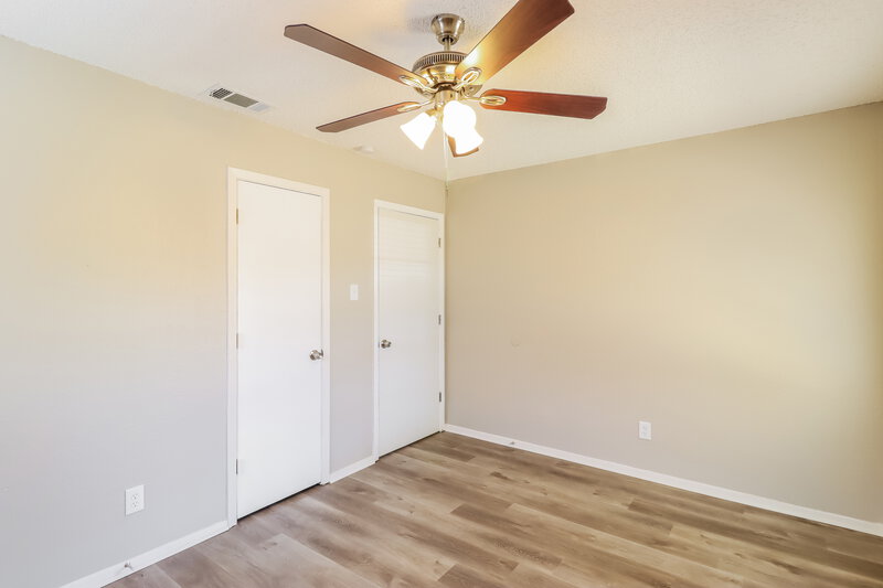 2,395/Mo, 8209 Saint Patrick St North Richland Hills, TX 76180 Bedroom View