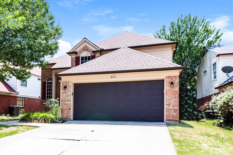 2,585/Mo, 8117 Cloverglen Ln Fort Worth, TX 76123 Front View