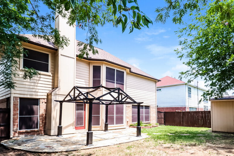 2,585/Mo, 8117 Cloverglen Ln Fort Worth, TX 76123 Rear View 2