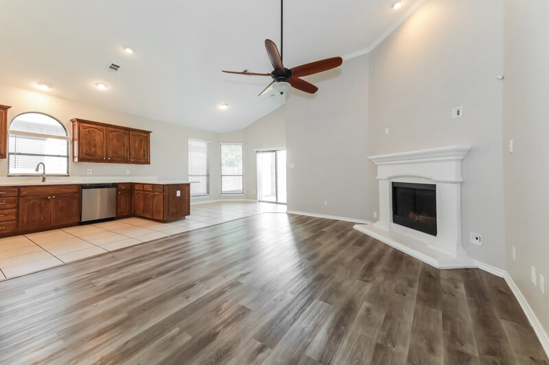 2,100/Mo, 3232 Buckthorn Ln Argyle, TX 76226 Living Room View