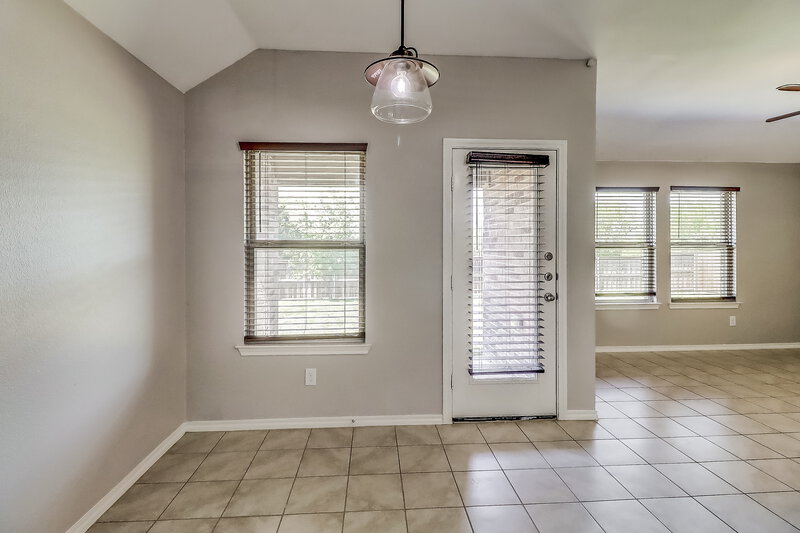2,020/Mo, 2520 Caden Ct Forney, TX 75126 Dining Room View 2