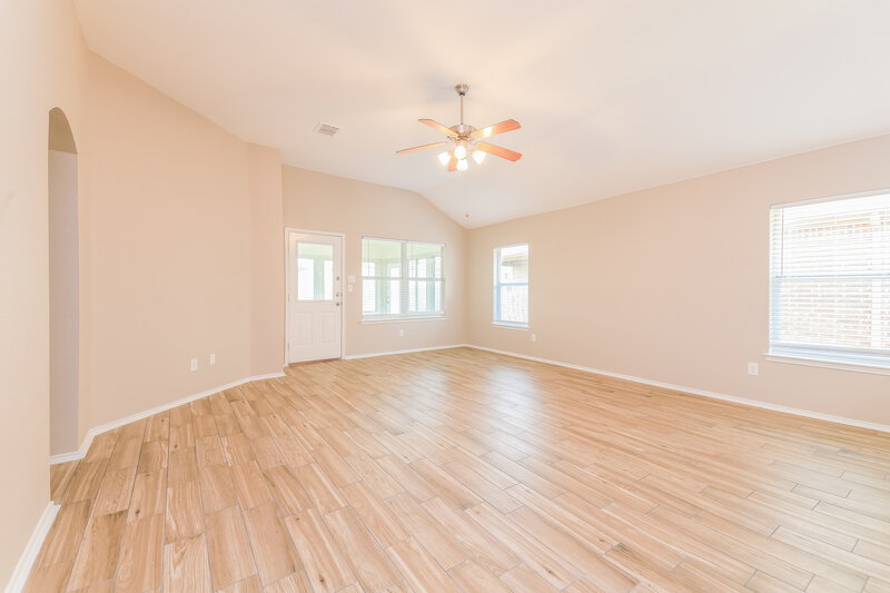 2,255/Mo, 709 Fireberry Dr Fate, TX 75087 Living Room View