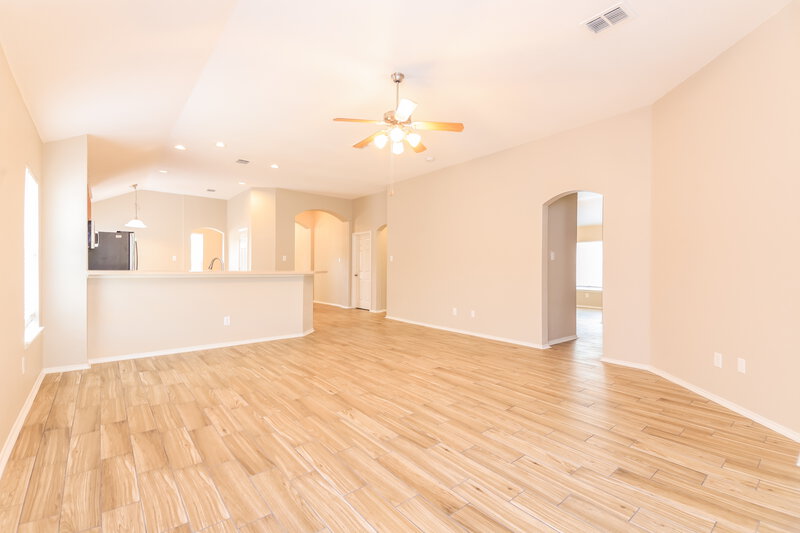 2,255/Mo, 709 Fireberry Dr Fate, TX 75087 Living Room View 2