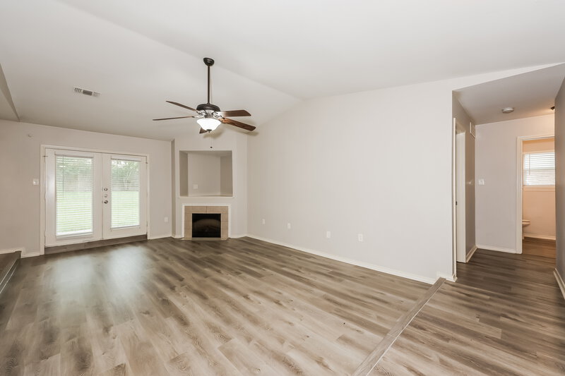 2,045/Mo, 6437 Starnes Rd Watauga, TX 76148 Living Room View 4