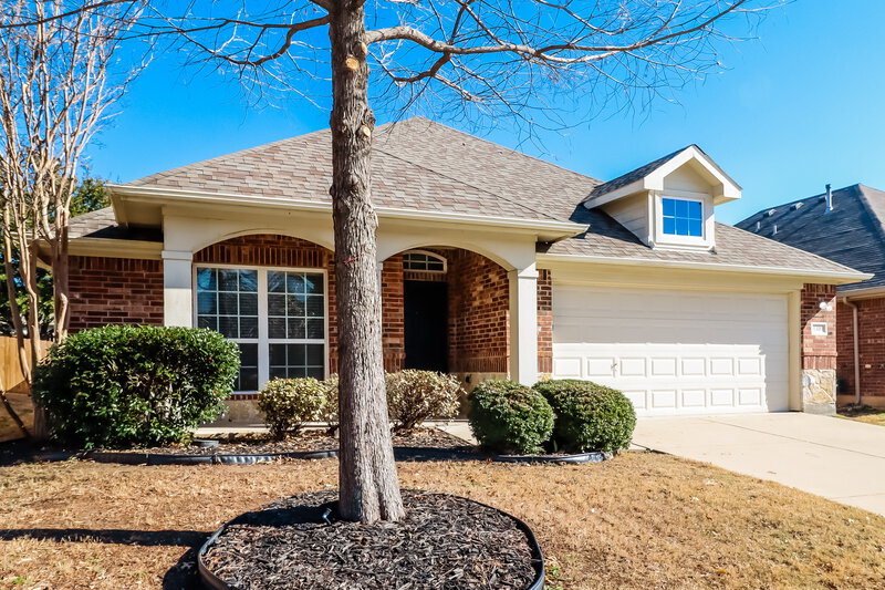 2,425/Mo, 1409 Danielle Creek Dr Little Elm, TX 75068 Front View