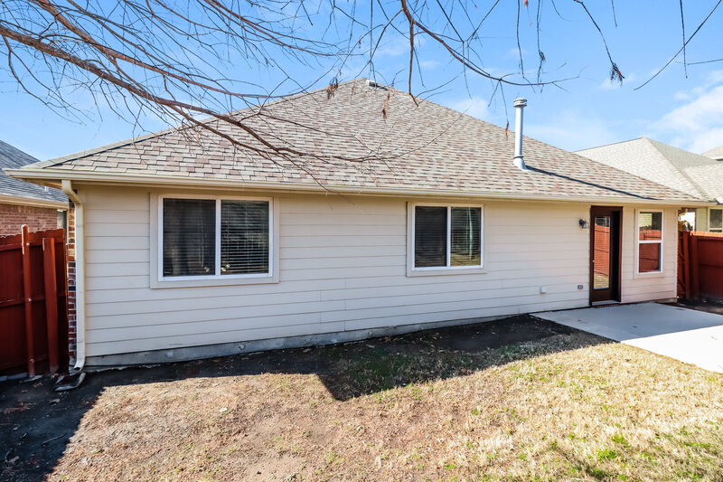 2,425/Mo, 1409 Danielle Creek Dr Little Elm, TX 75068 Rear View 2