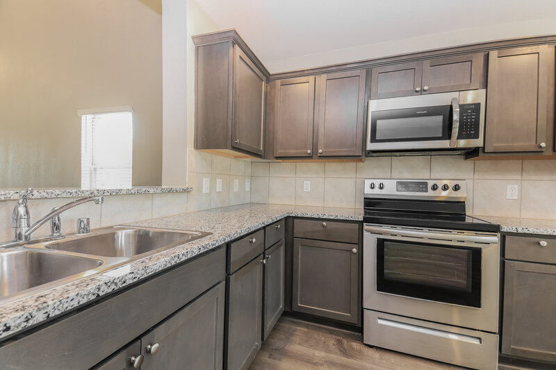 2,580/Mo, 2609 Hutchins Dr Seagoville, TX 75159 Kitchen View