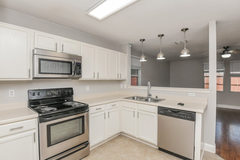 2,270/Mo, 16128 Windsong Ct Fort Worth, TX 76247 Kitchen View