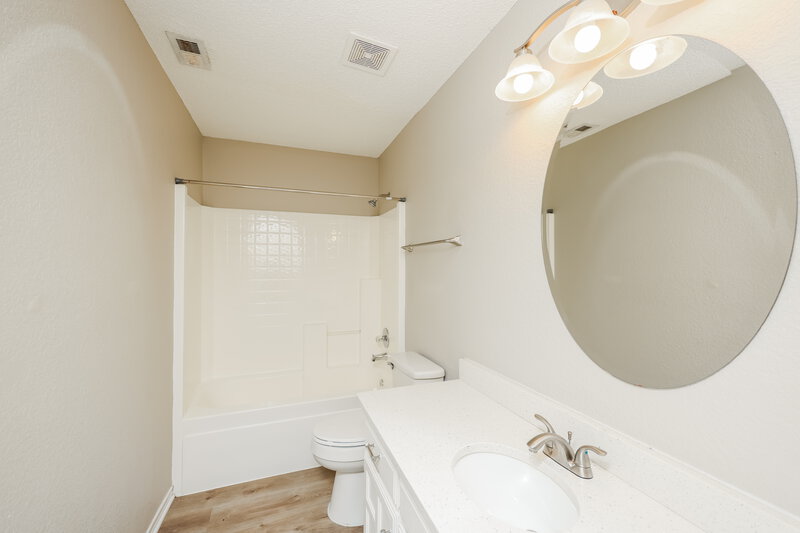 2,370/Mo, 1506 Chapman Dr Lancaster, TX 75134 Bathroom View