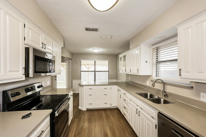 2,190/Mo, 2016 Chantilly Ct Arlington, TX 76015 Misc View 4