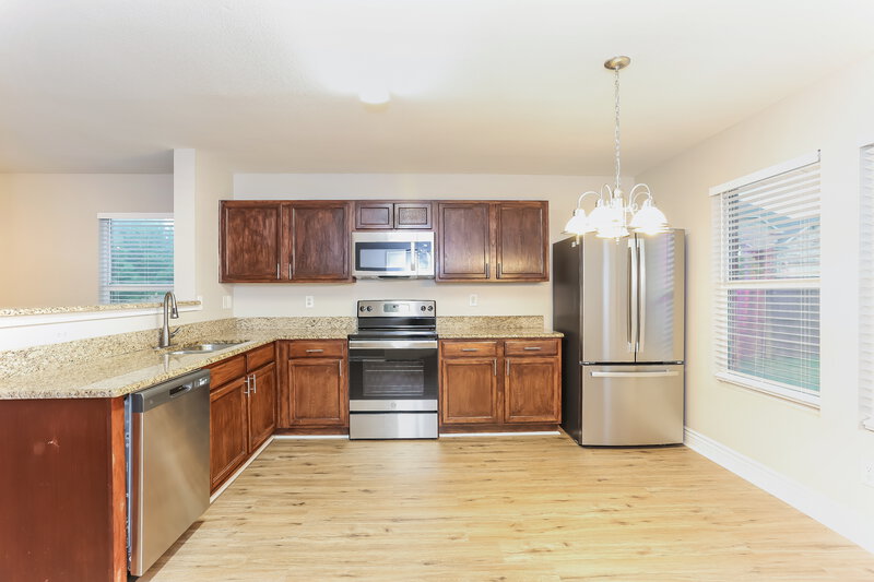 2,440/Mo, 8126 Stowe Springs Ln Arlington, TX 76002 Kitchen View 2