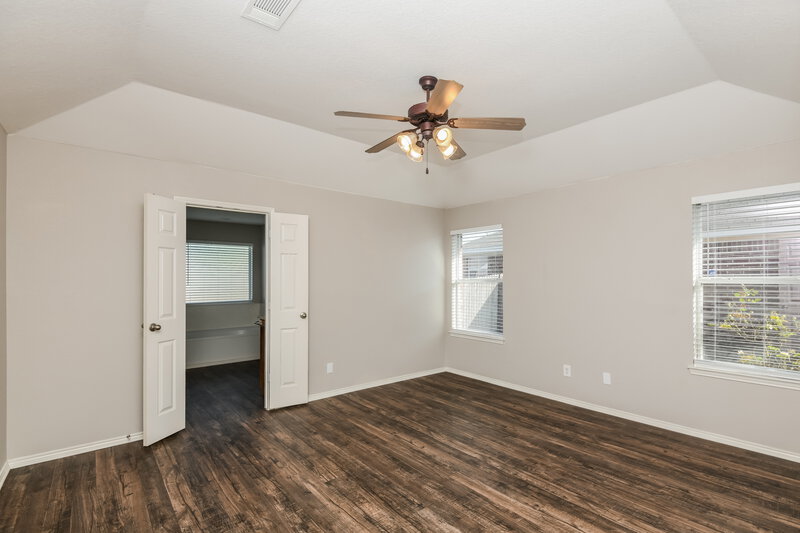 2,235/Mo, 1007 Winepress Rd Burleson, TX 76028 Main Bedroom View