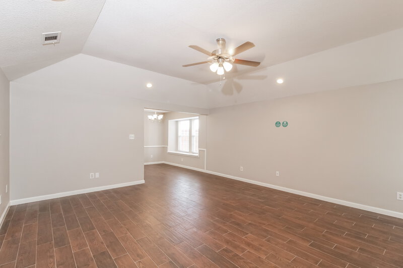 1,845/Mo, 2601 Valley View Dr Corinth, TX 76210 Living Room View 3