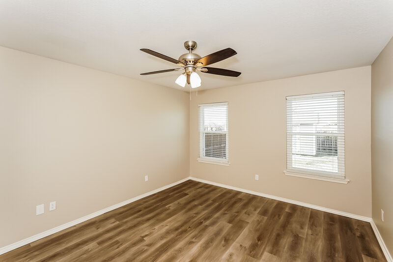 2,215/Mo, 1209 Mallard Run Midlothian, TX 76065 Bedroom View