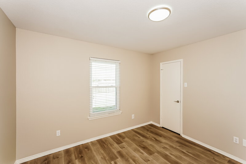 2,215/Mo, 1209 Mallard Run Midlothian, TX 76065 Bedroom View 2