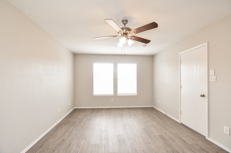 1,895/Mo, 1106 Hampton Dr Forney, TX 75126 Main Bedroom View