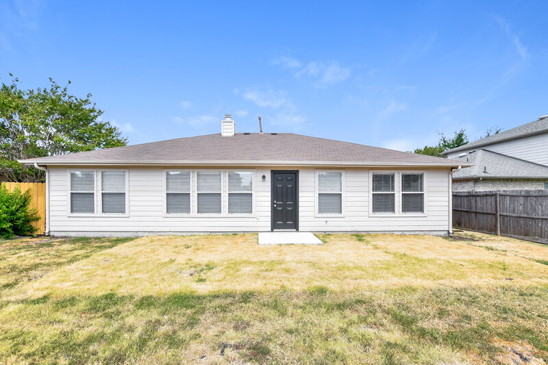 1,895/Mo, 1106 Hampton Dr Forney, TX 75126 Rear View