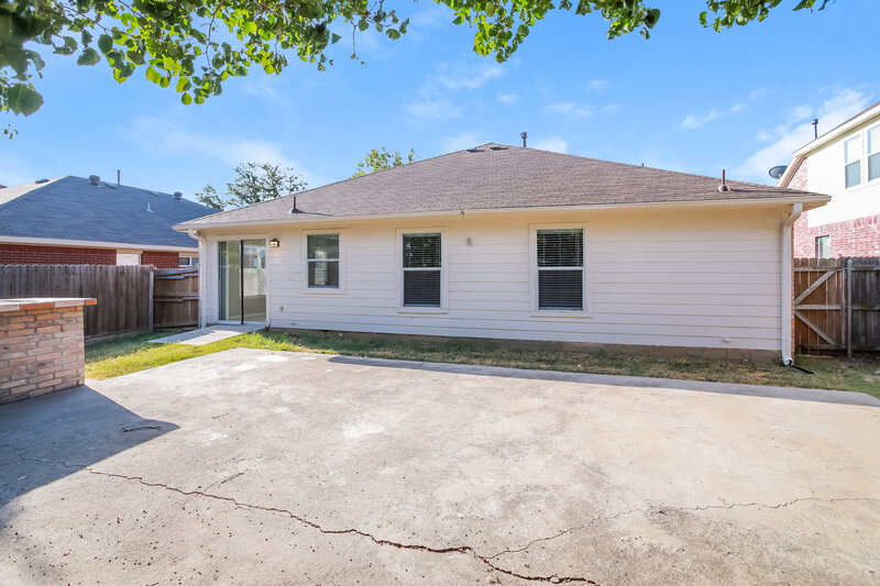 1,920/Mo, 4644 Cool Ridge Ct Fort Worth, TX 76133 Rear View