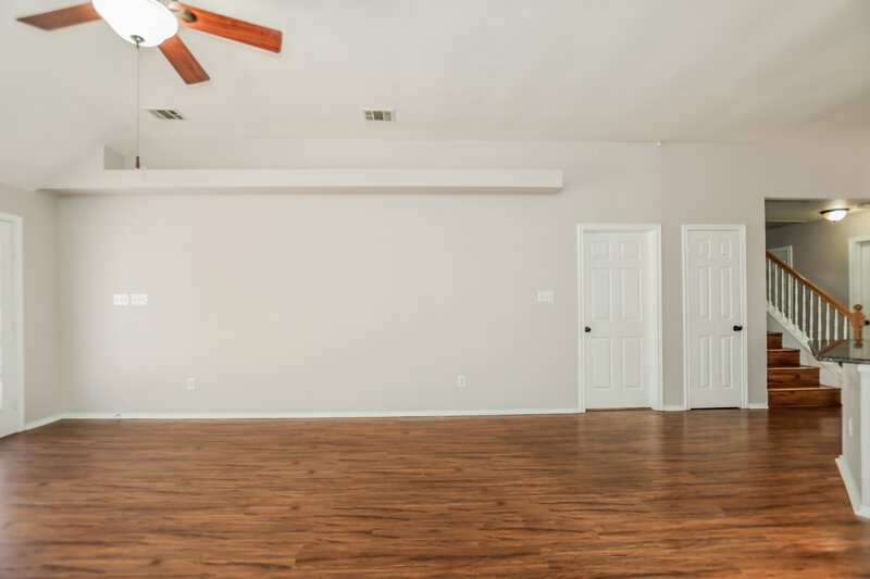 2,515/Mo, 1481 Altstatten Ln Lewisville, TX 75067 Living Room View 2