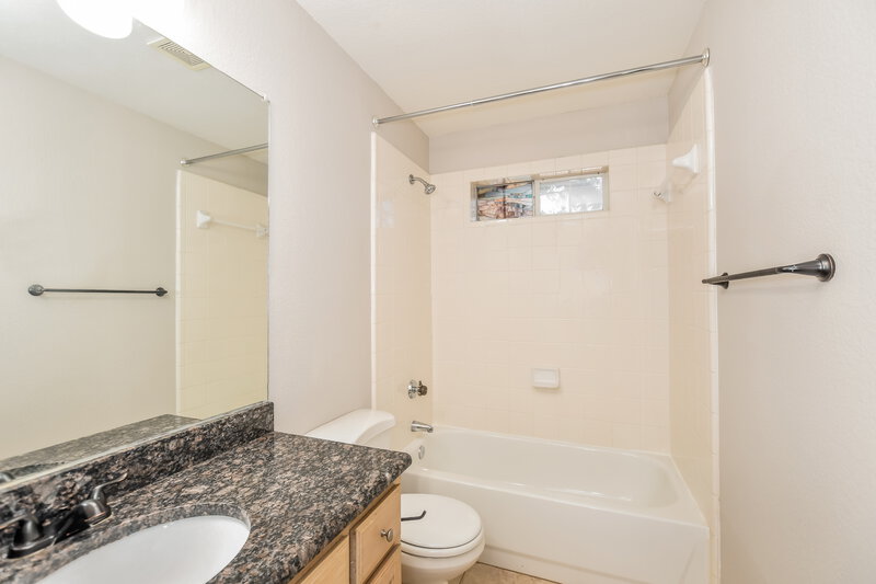 2,515/Mo, 1481 Altstatten Ln Lewisville, TX 75067 Bathroom View