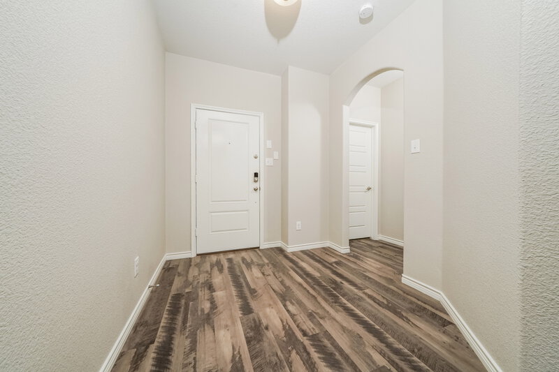 2,465/Mo, 272 Jefferson Ln Fate, TX 75189 Foyer View