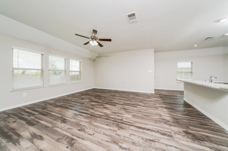 2,465/Mo, 272 Jefferson Ln Fate, TX 75189 Living Room View 2