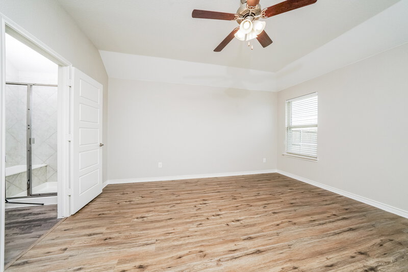 2,465/Mo, 272 Jefferson Ln Fate, TX 75189 Main Bedroom View