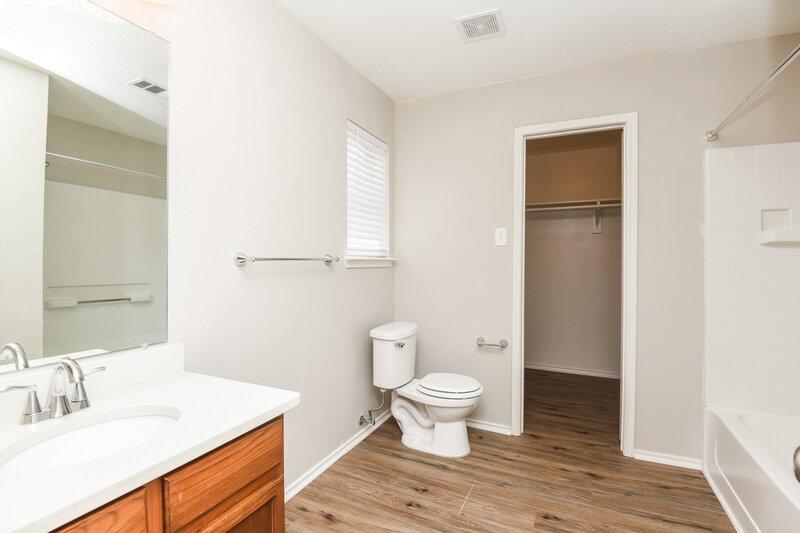 2,390/Mo, 1333 Fox Glenn Cedar Hill, TX 75104 Misc View 13