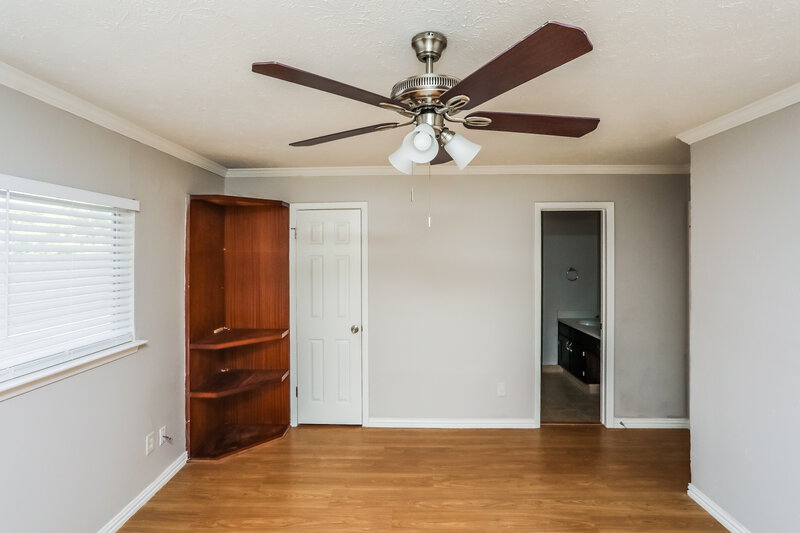 2,290/Mo, 2300 Brookdale Dr Arlington, TX 76014 Main Bedroom View 2
