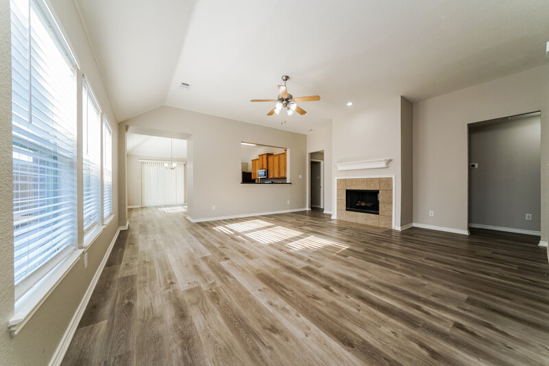 2,625/Mo, 1232 Goldeneye Aubrey, TX 76227 Living Room View